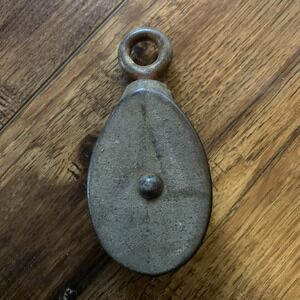 Vintage Metal Barn Pulley w/ Aluminum Roller Wheel.